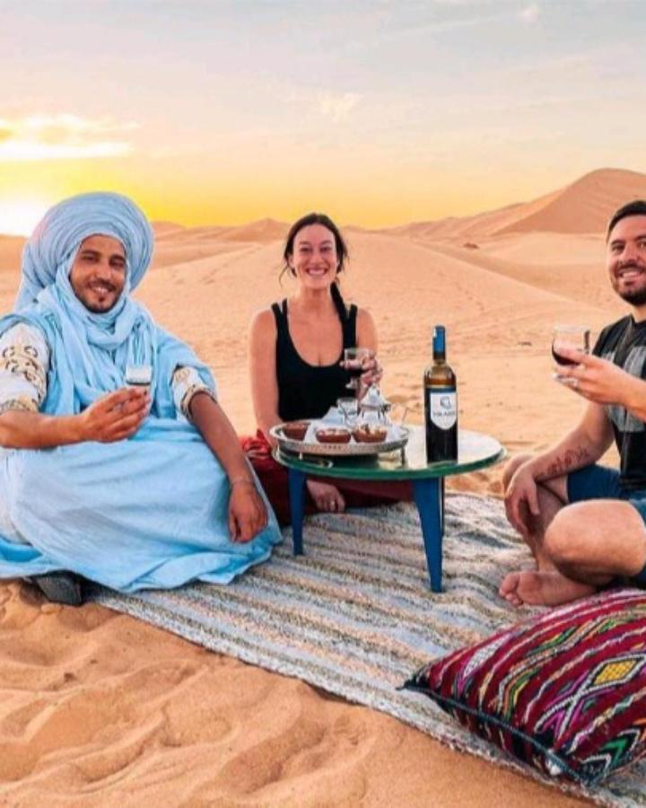 Hôtel Sunset Desert Camp à Merzouga Extérieur photo